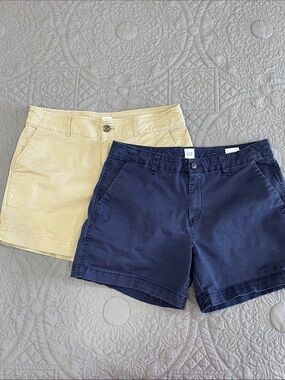 Set of 2 GAP City Shorts 5 inch 8